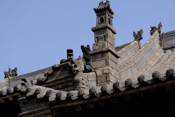 上午游览古城,特意去工厂买的平遥牛肉,批发价