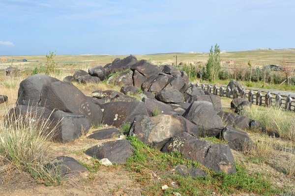 切木尔切克陨石群