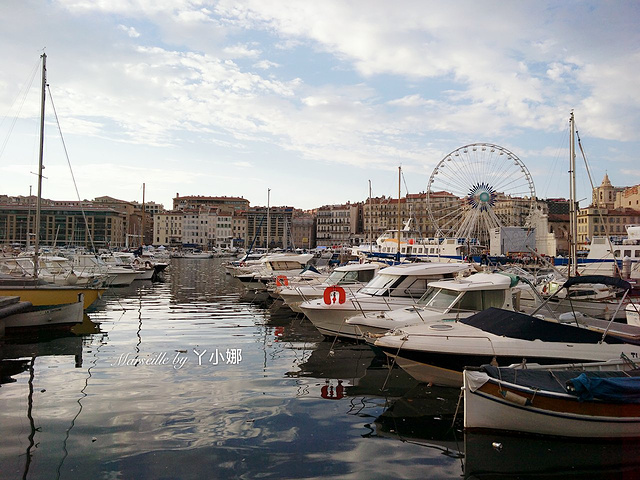 2017这座意大利风格的广场在吃饭时间十分热