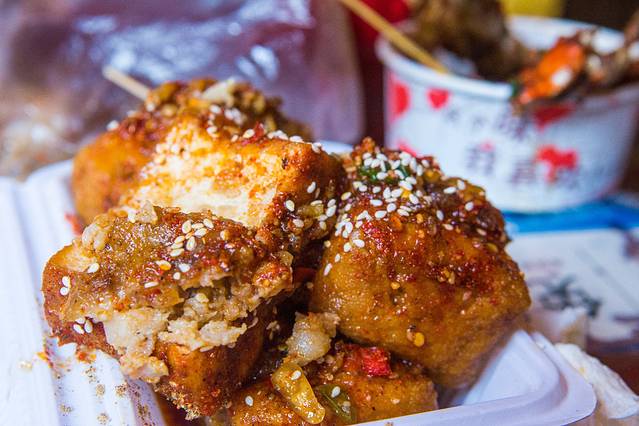 七一街小吃一条街