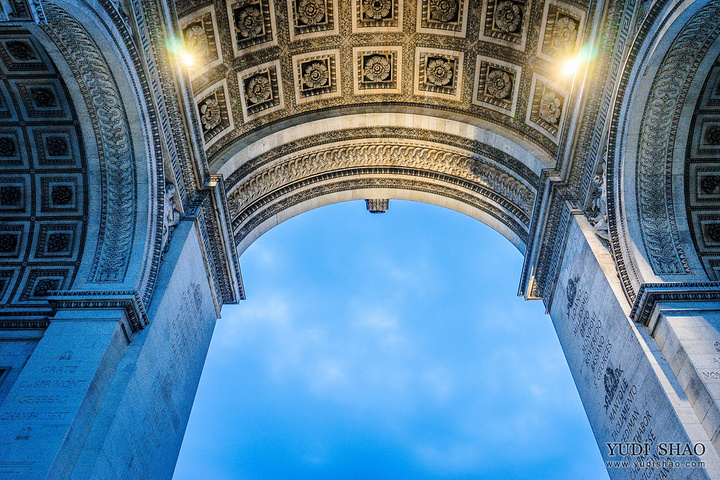 .看夜景的小伙伴记得提前查日出日落时间哦,巴