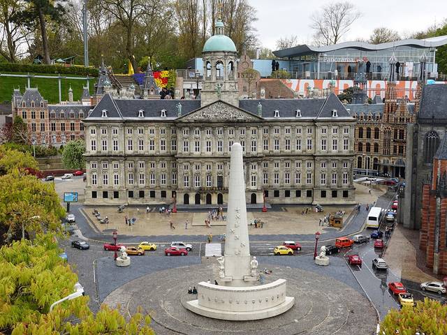 马德罗丹小人国公园