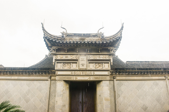 陈阁老宅坐落于浙江盐官城内堰瓦坝始建于明代晚期陈元龙曾祖后改建