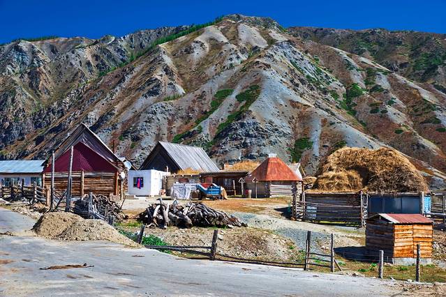 齐巴尔希力克村