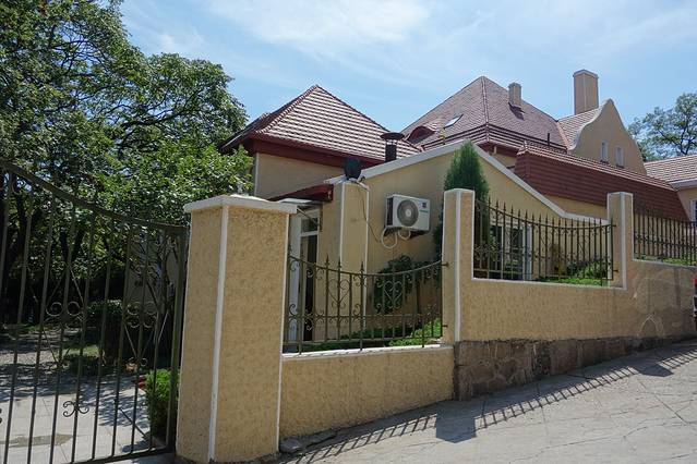 德国领事馆旧址-南园孔子纪念馆