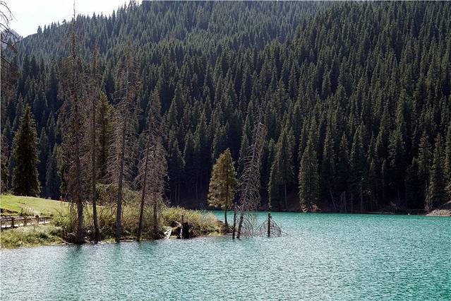 乌鲁木齐天山大峡谷