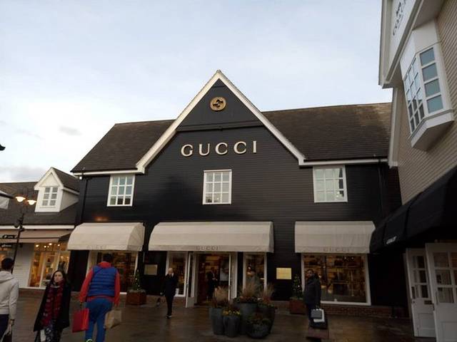 伦敦比斯特购物村