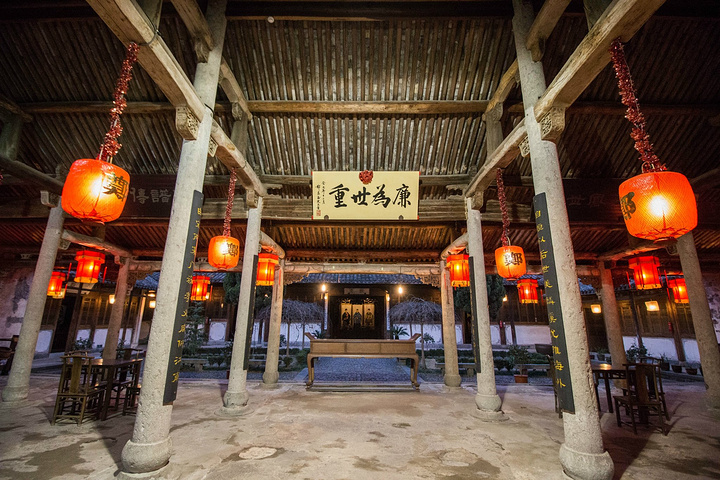 遗址,更重要的让我们看到了一个家族的发展,家族的