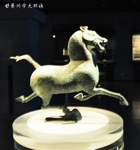 2017我把甘肃博物馆的镇馆之宝马踏飞燕拍好