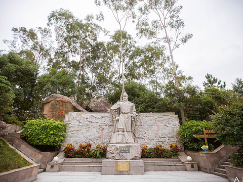 "唐山过台湾"石雕园
