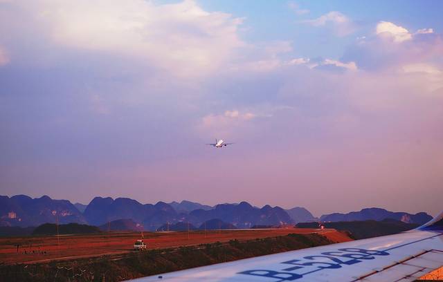 兴义万峰林机场