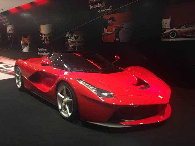 法拉利主题乐园