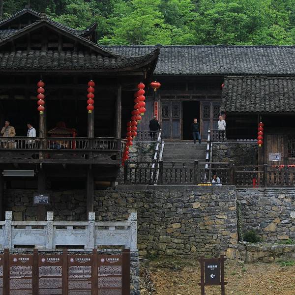 重庆武隆旅游景点_2017年武隆旅游收入(2)