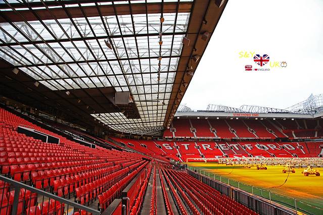 老特拉福德球场