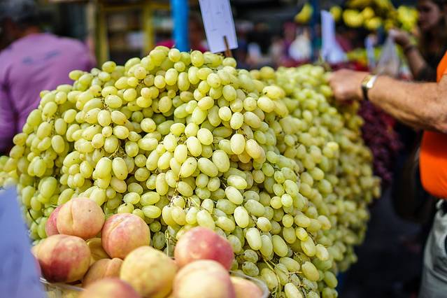 蒙纳斯提拉奇广场