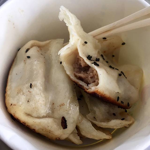 汪记大王锅贴(昌里东路店)