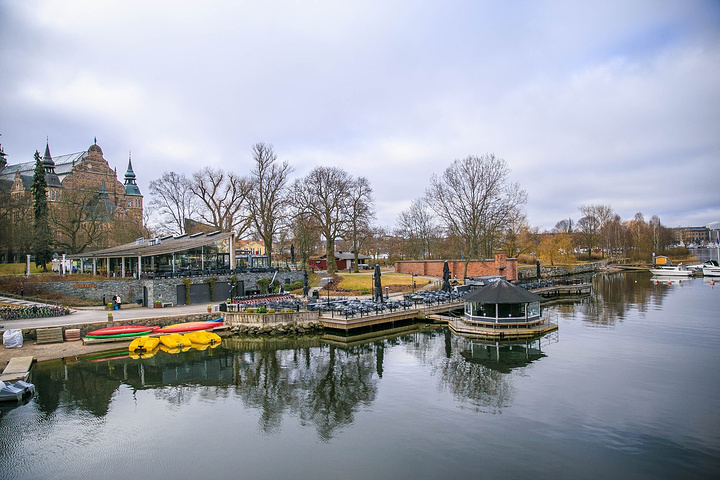 动物园岛内有许多值得游玩的景点如六月坡儿童
