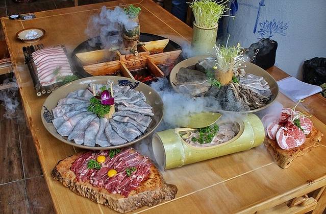 巴九门冰火九宫格老火锅