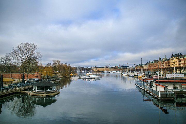 动物园岛内有许多值得游玩的景点如六月坡儿童