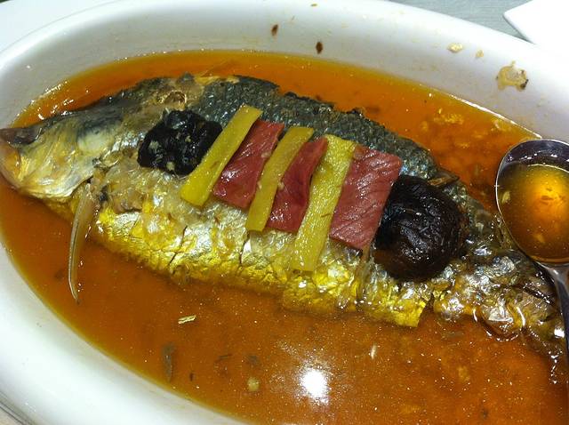 君芝莱大酒店(国定东路店)