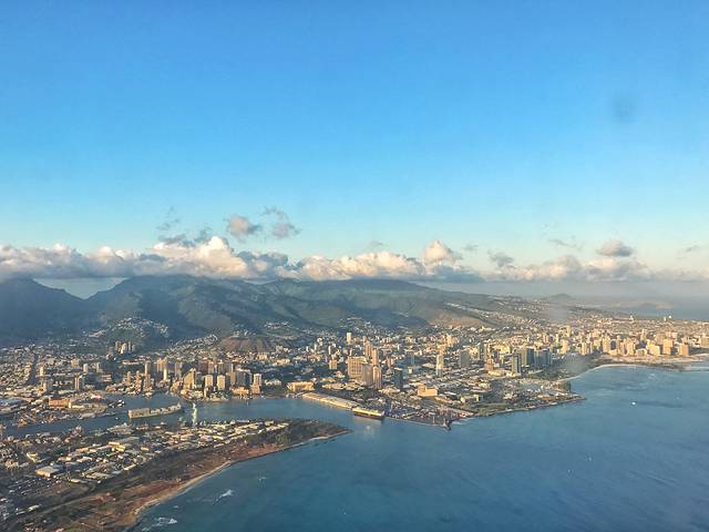 瓦胡岛-杜克卡哈那莫库雕像