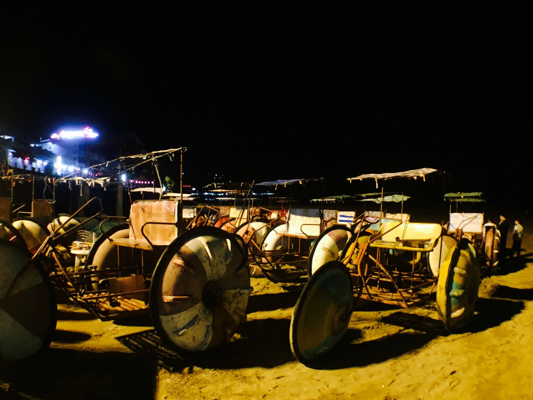 有浙南黄金海岸之称的渔寮沙滩景区,是我国沿海大陆架上最长最大的