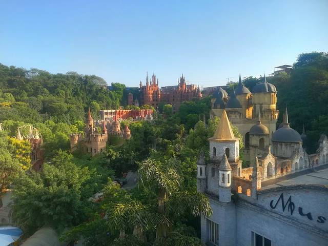 华生园金色蛋糕梦幻王国