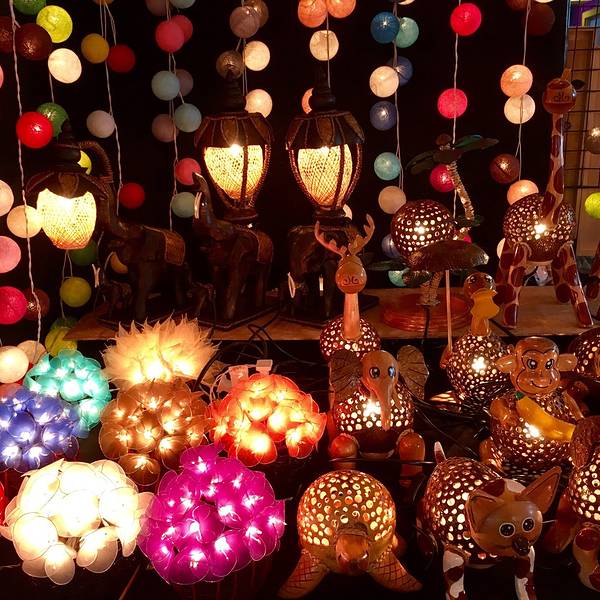 2019帕蓬夜市购物攻略,曼谷帕蓬夜市购物中心