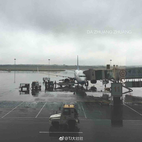 2017整个机场处处体现回族装饰特点和亮点~