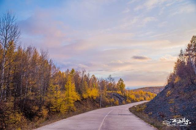 敖鲁古雅使鹿部落景区