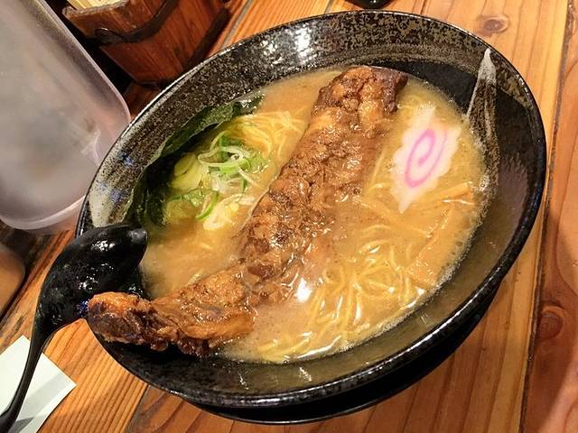 花丸轩拉面（难波法善寺店）