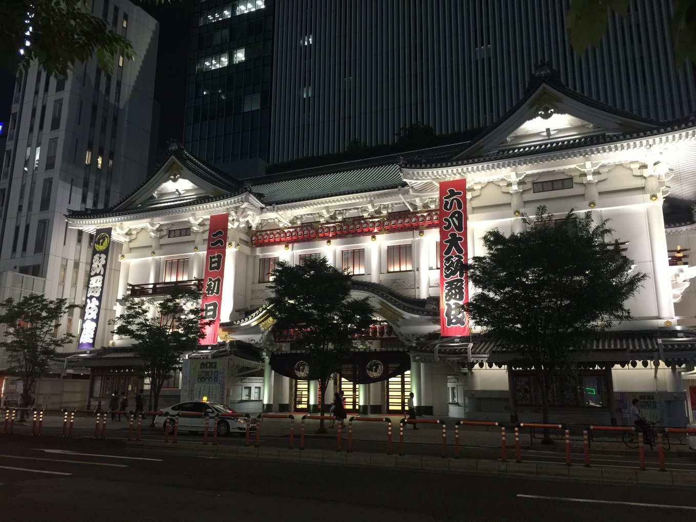 银座购物 彼时我还没看上文推荐的那部 去哪儿攻略