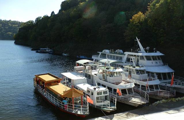 白山湖仁义风景区