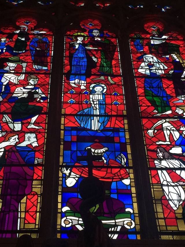 圣弥额尔圣古都勒主教座堂