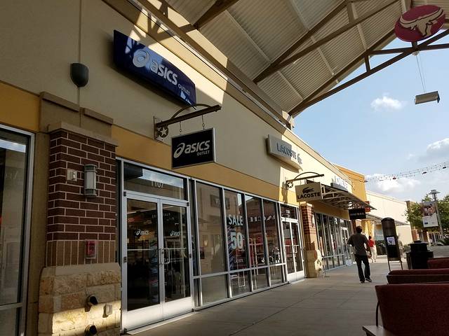 休斯敦奥特莱斯