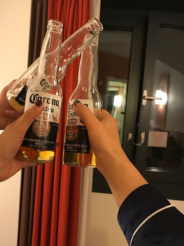 比利时啤酒真好喝晚上到的 只能拍夜景布鲁塞尔大广场布鲁塞尔大广场