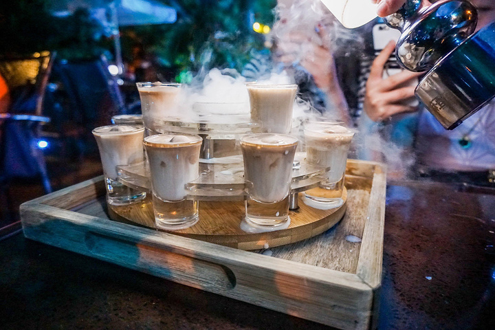 大熊猫基地还是贰麻酒馆_贰麻酒馆(合江亭斗酒场店)"的评论图片