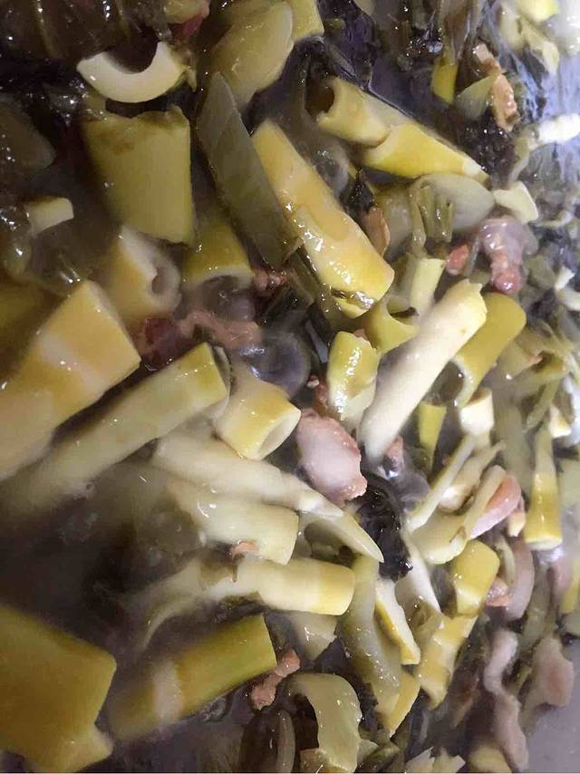 山水间竹筒饭店