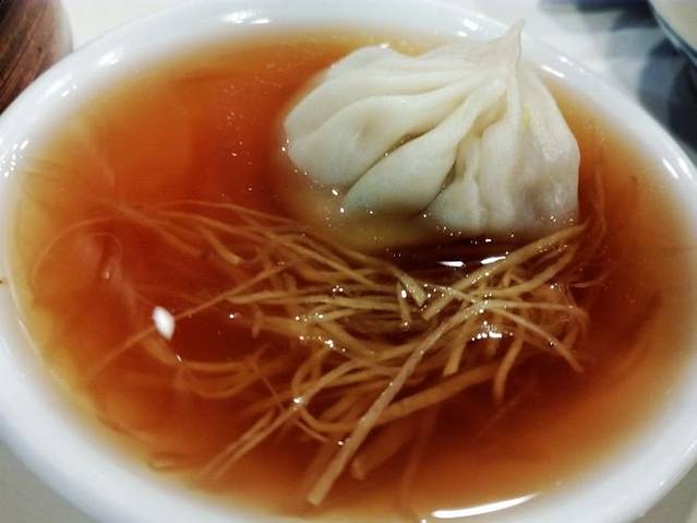 麟笼坊特色小笼包(日月光广场店)