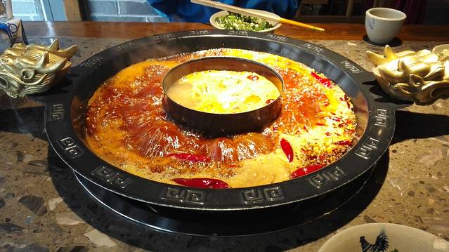 重庆小龙坎老火锅(双林店)