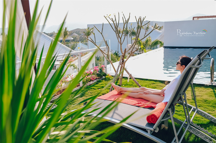 上一次去过了呀诺达,这次住的亚龙湾迎宾馆距