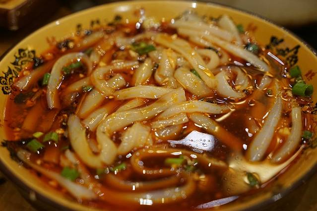 游氏跷脚牛肉·川菜(西安中路店)