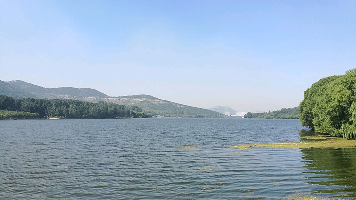 济南服务区偶遇小崮山水库