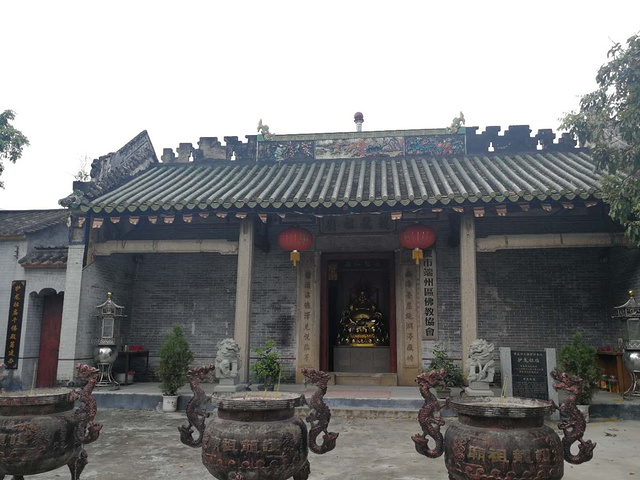 护龙祖庙位于肇庆市端州区黄岗镇前村,始建于清初,同治十年(1871)重修