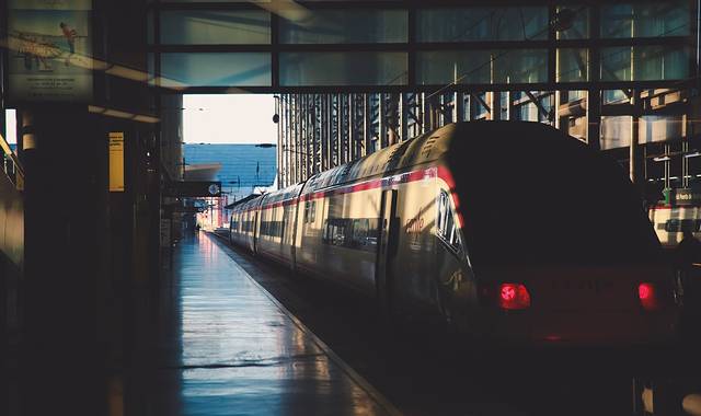 阿查火车站 (阿查站)