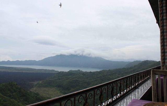 巴杜尔火山自助餐厅
