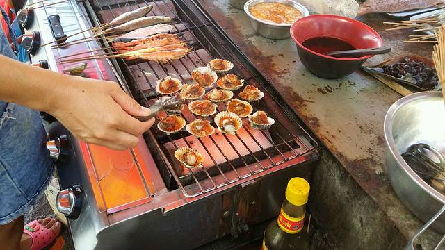 涠洲岛海滩大排档