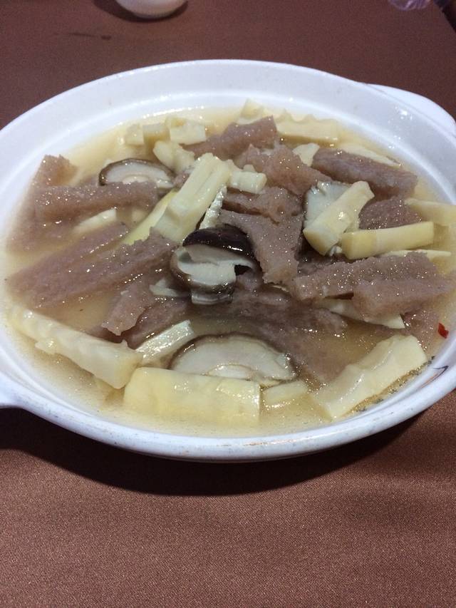 峨眉山特色美食村