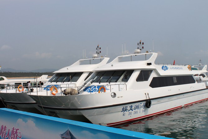 2017D2:蜈支洲岛-海田温泉-三亚湾海滩烧烤._