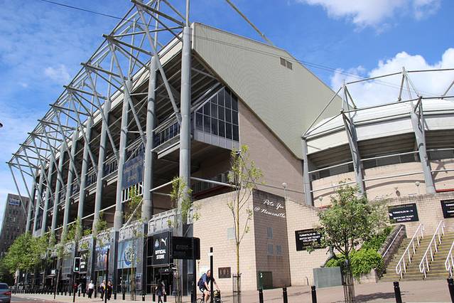 圣詹姆斯公园球场